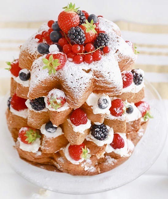 Итальянский кулич Пандоро