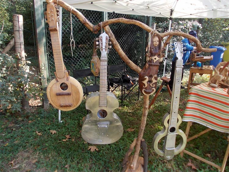 Наречия Tanto, Molto, Troppo в итальянском языке