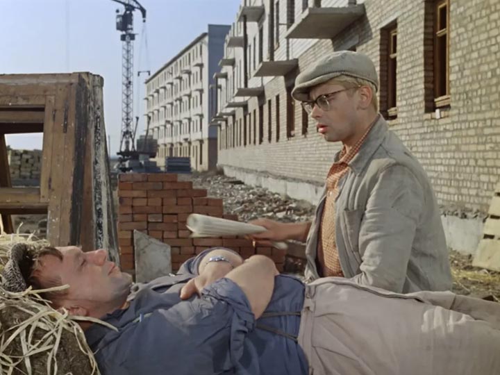 Глаголы Lavorare и Funzionare: какая между ними разница